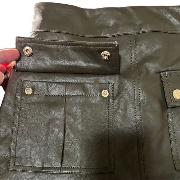 Truth by Republic Faux Leather Miniskirt in Moss Green - Picture 3 of 8
